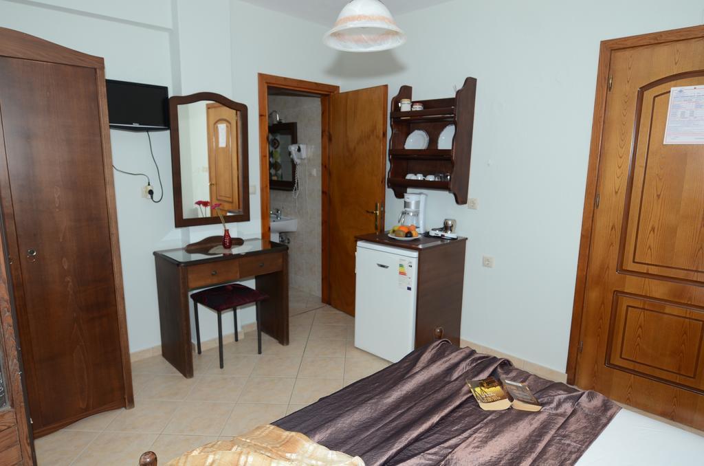 Nostos Rooms 阿莫利亚尼岛 外观 照片